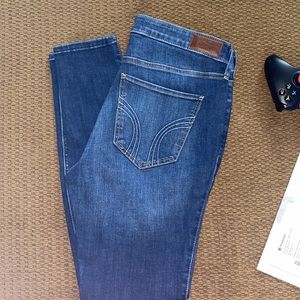 Hollister High Rise Super Skinny jeans Size 11/30